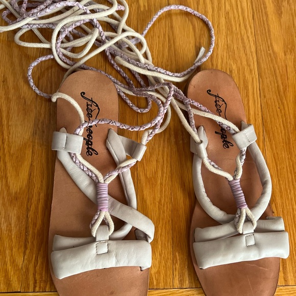 NEW Free People Linden Wrap Sandals, Size 39 - Picture 4 of 5